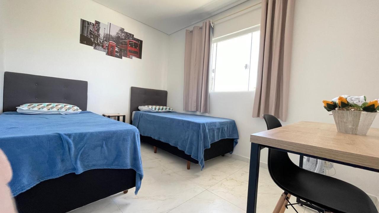 Lindo Apartamento Com 2 Quartos Prox Ao Jardim Botanico E Aeroporto Curitiba Bagian luar foto